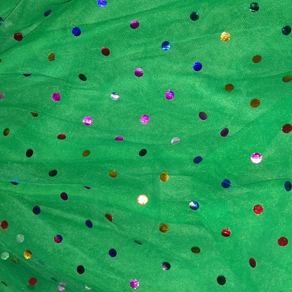 Unique Vintage Green Skirt with Red Accents - Picture 3 of 7